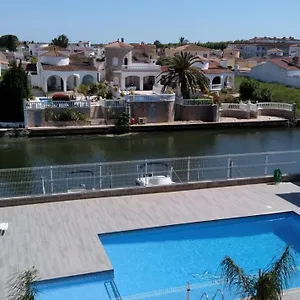 Appartement Amb Piscina, Empuriabrava