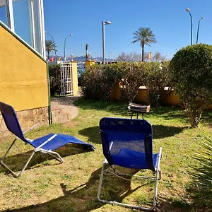 Amb Jardi A La Platja D'empuriabrava Apartment